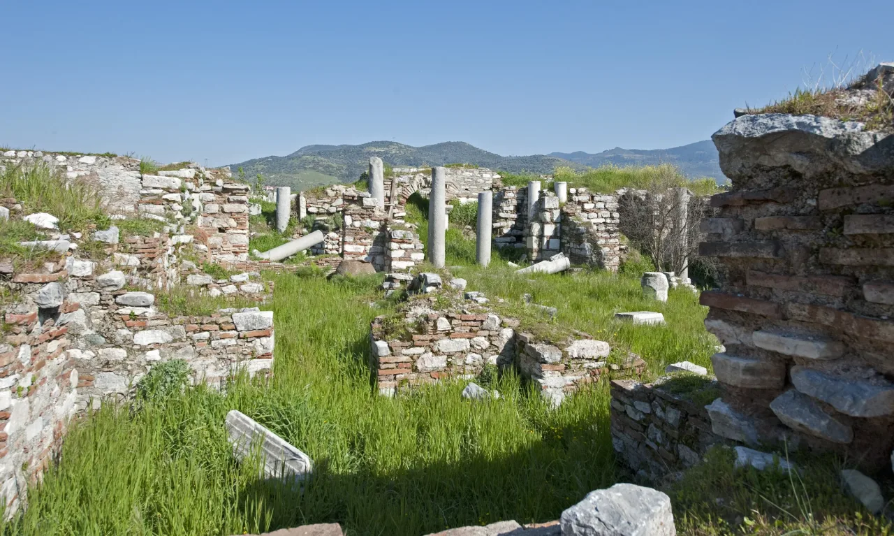 Ruins of the Basilica of St. John on Ayasuluk Hill in Selçuk, Türkiye.