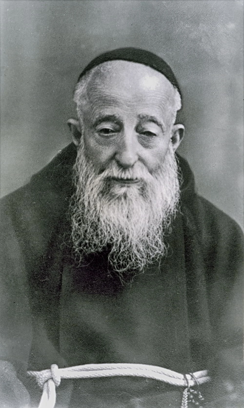 Historical photograph of Saint Leopold Mandić in his Capuchin habit.